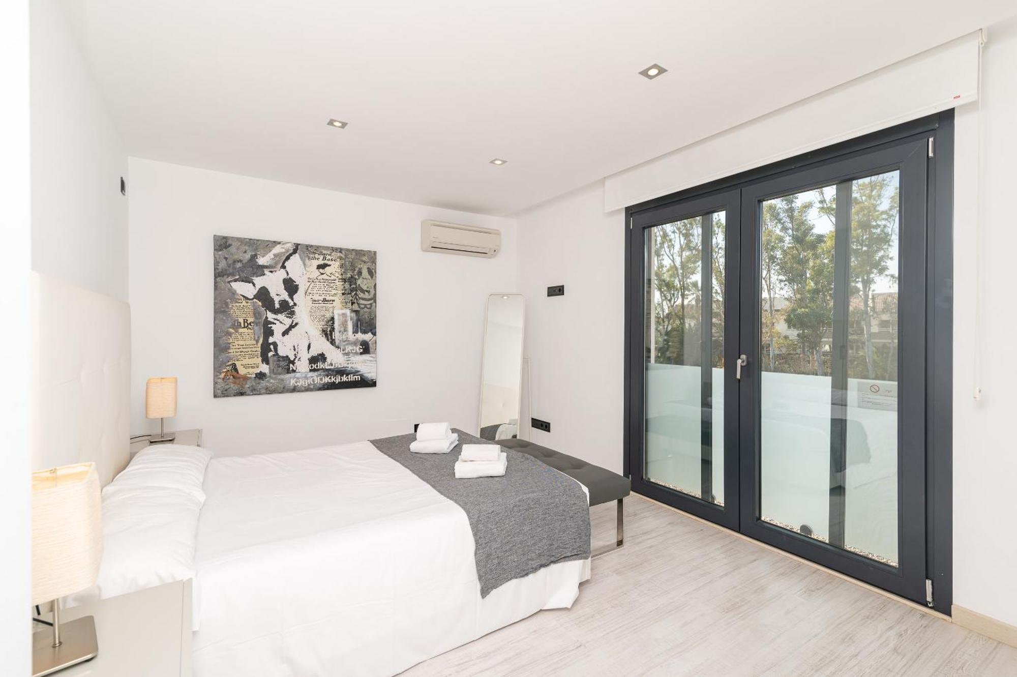 אלקודיה Beach Villa Cosins 1 Mel By Sealand Villas מראה חיצוני תמונה