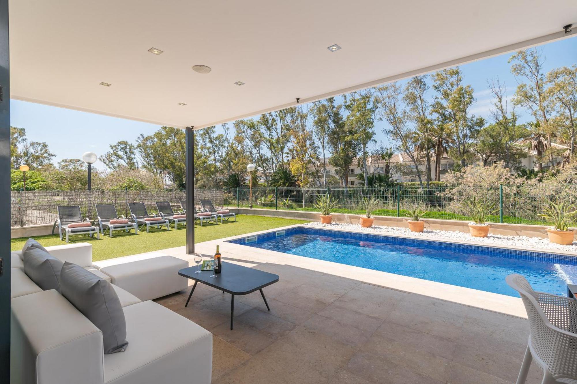 אלקודיה Beach Villa Cosins 1 Mel By Sealand Villas מראה חיצוני תמונה