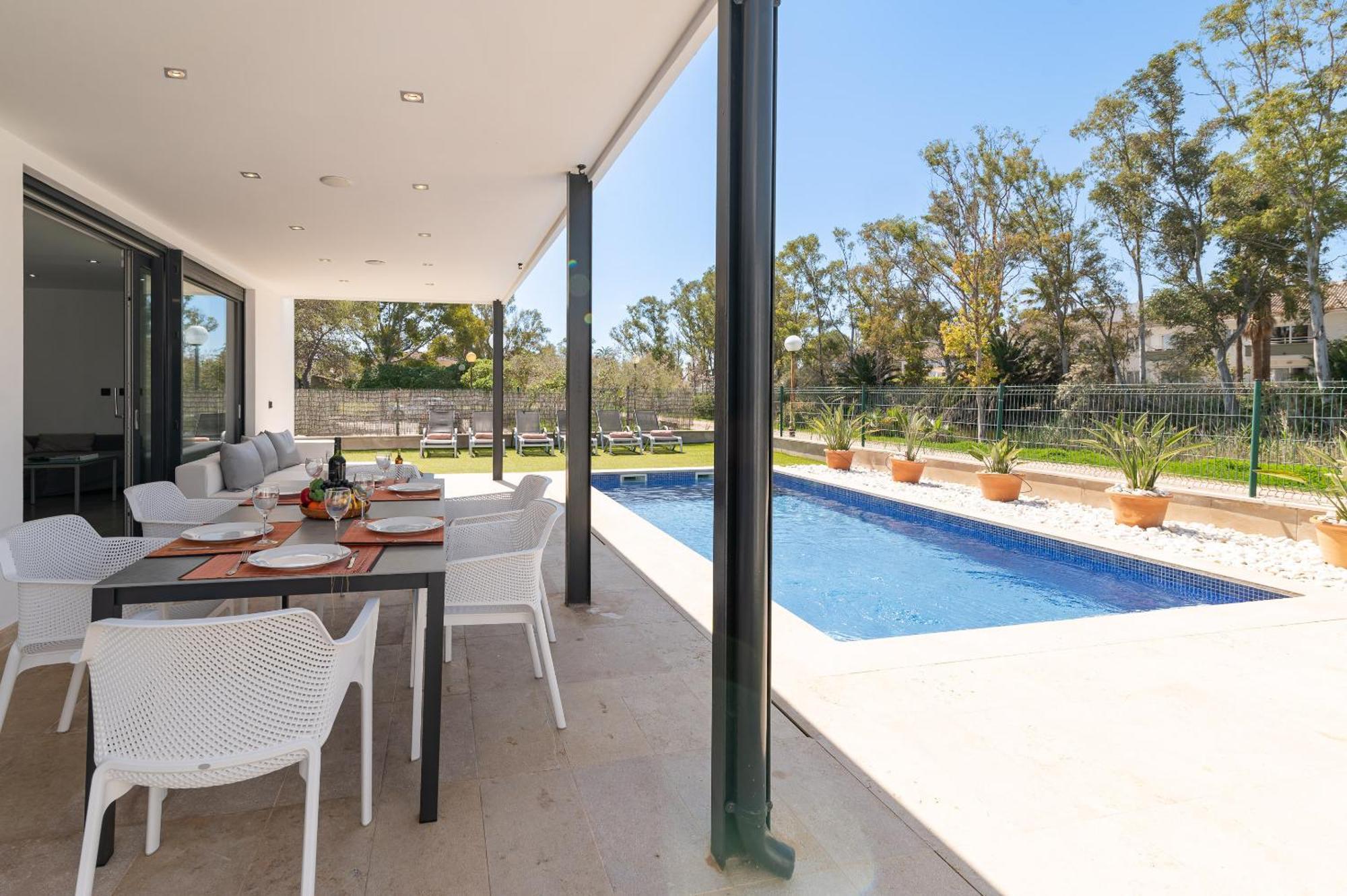 אלקודיה Beach Villa Cosins 1 Mel By Sealand Villas מראה חיצוני תמונה