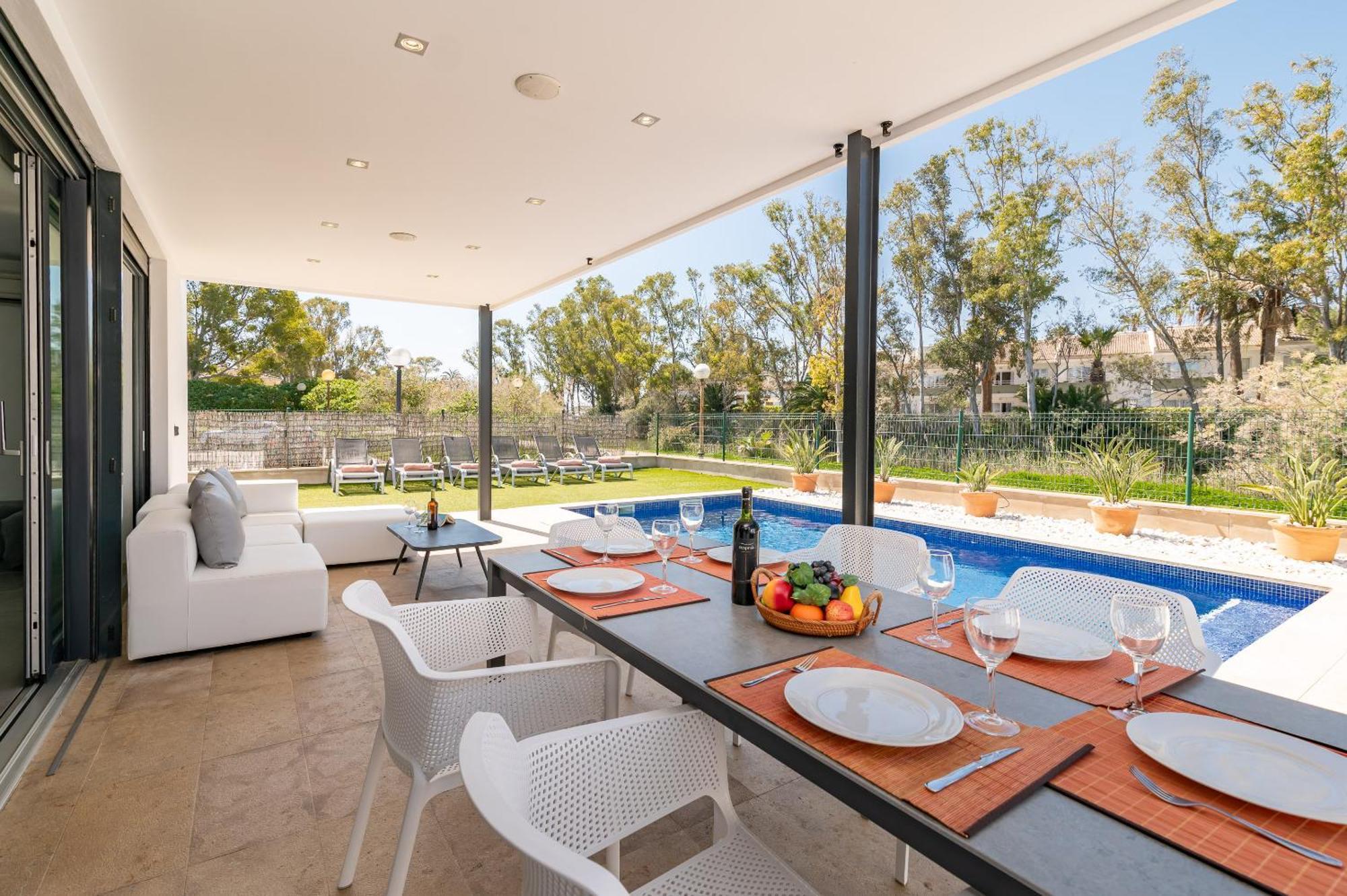 אלקודיה Beach Villa Cosins 1 Mel By Sealand Villas מראה חיצוני תמונה